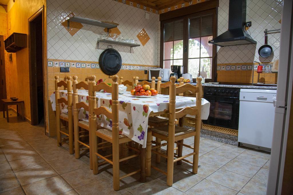 La Derrubia Guest House Villamalea ภายนอก รูปภาพ