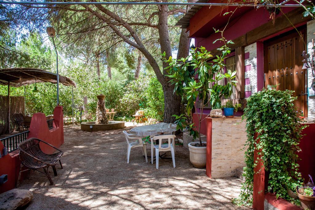La Derrubia Guest House Villamalea ภายนอก รูปภาพ