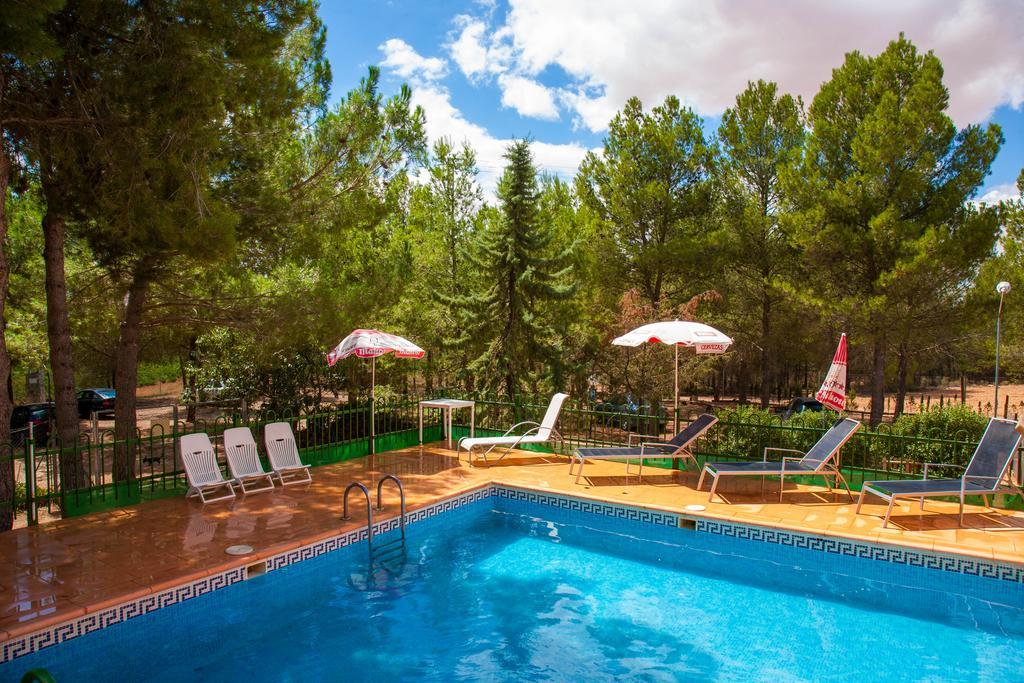 La Derrubia Guest House Villamalea ภายนอก รูปภาพ